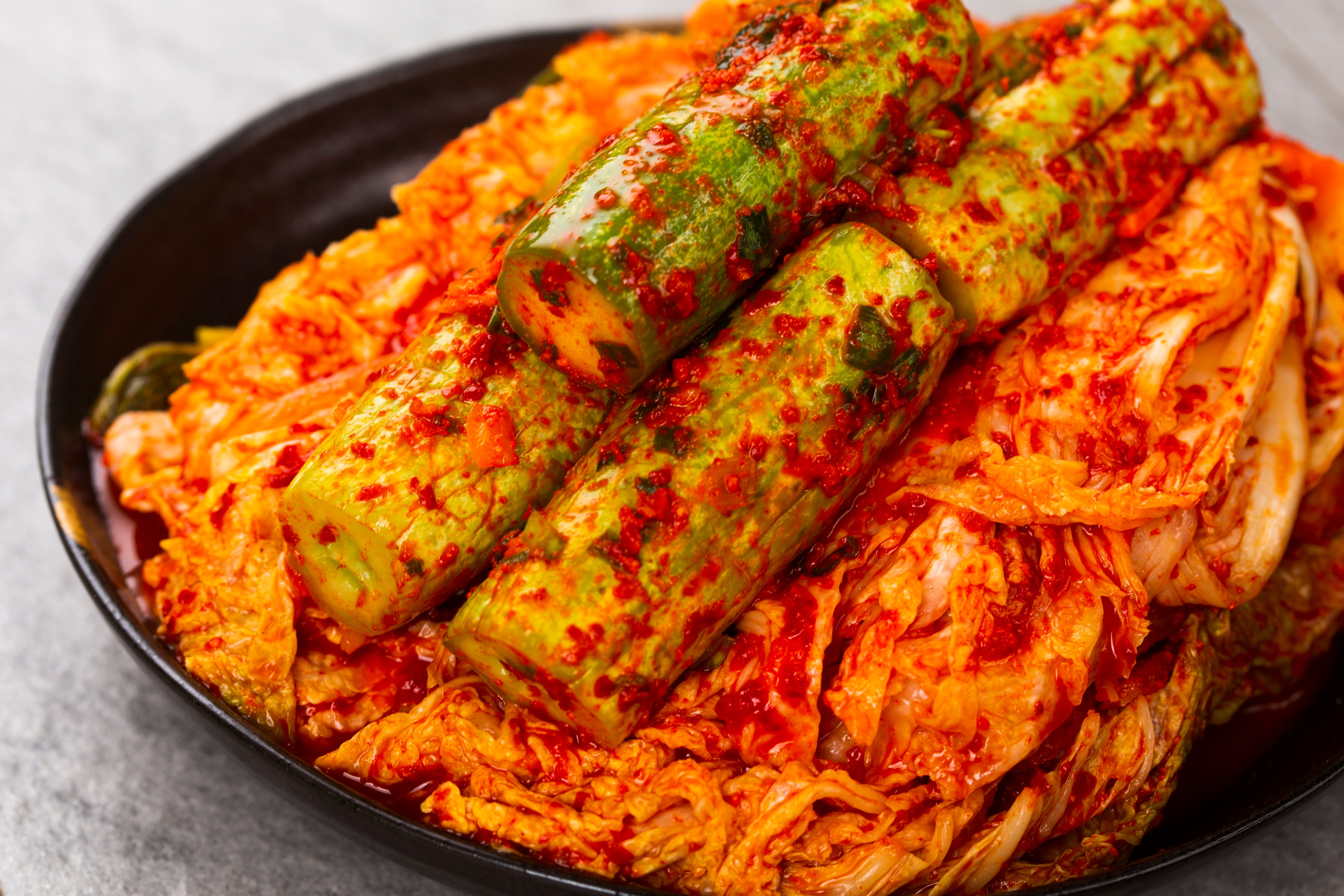 오이소박이 품은 포기 김치 Whole Napa Kimchi with Stuffed Cucumber