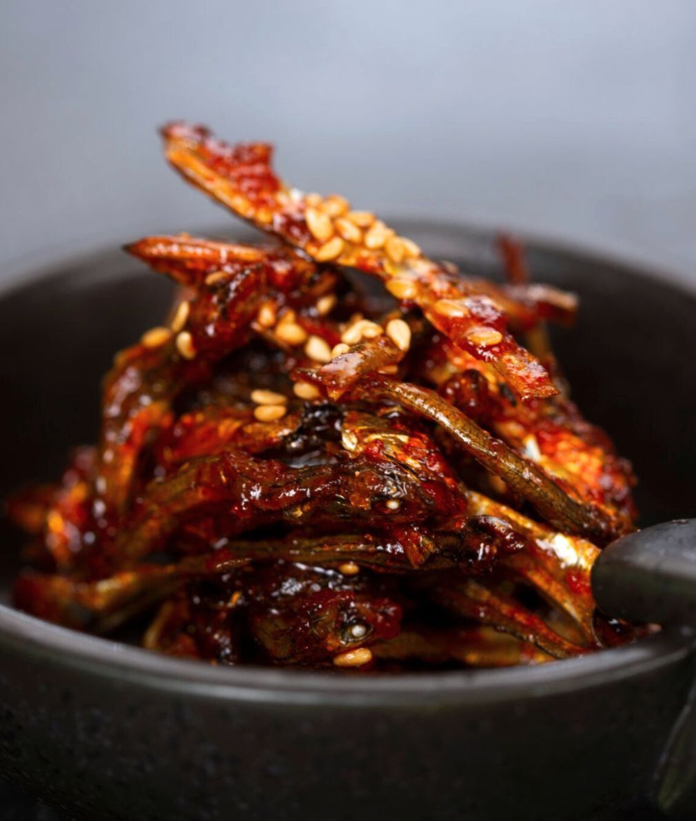 매운 멸치 볶음  Spicy Stir-Fried Anchovies