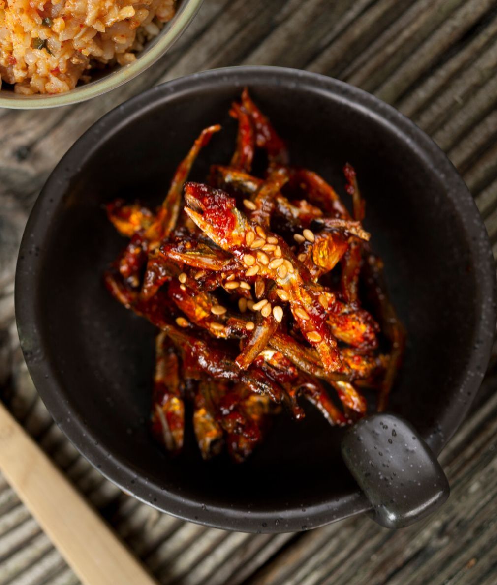 매운 멸치 볶음  Spicy Stir-Fried Anchovies