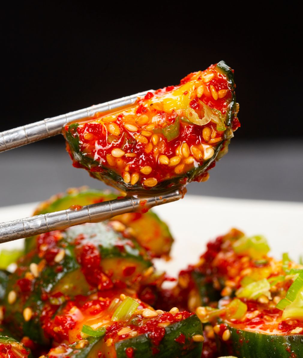 Oi Muchim (Spicy Cucumber Salad) 오이무침 300g