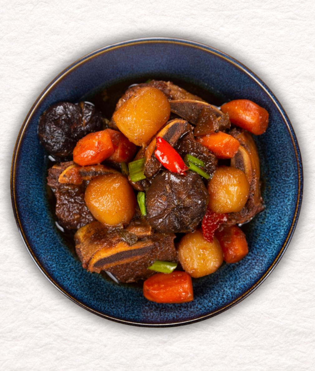 Galbijjim (Braised Beef Short Ribs) 갈비찜 - Kmeals