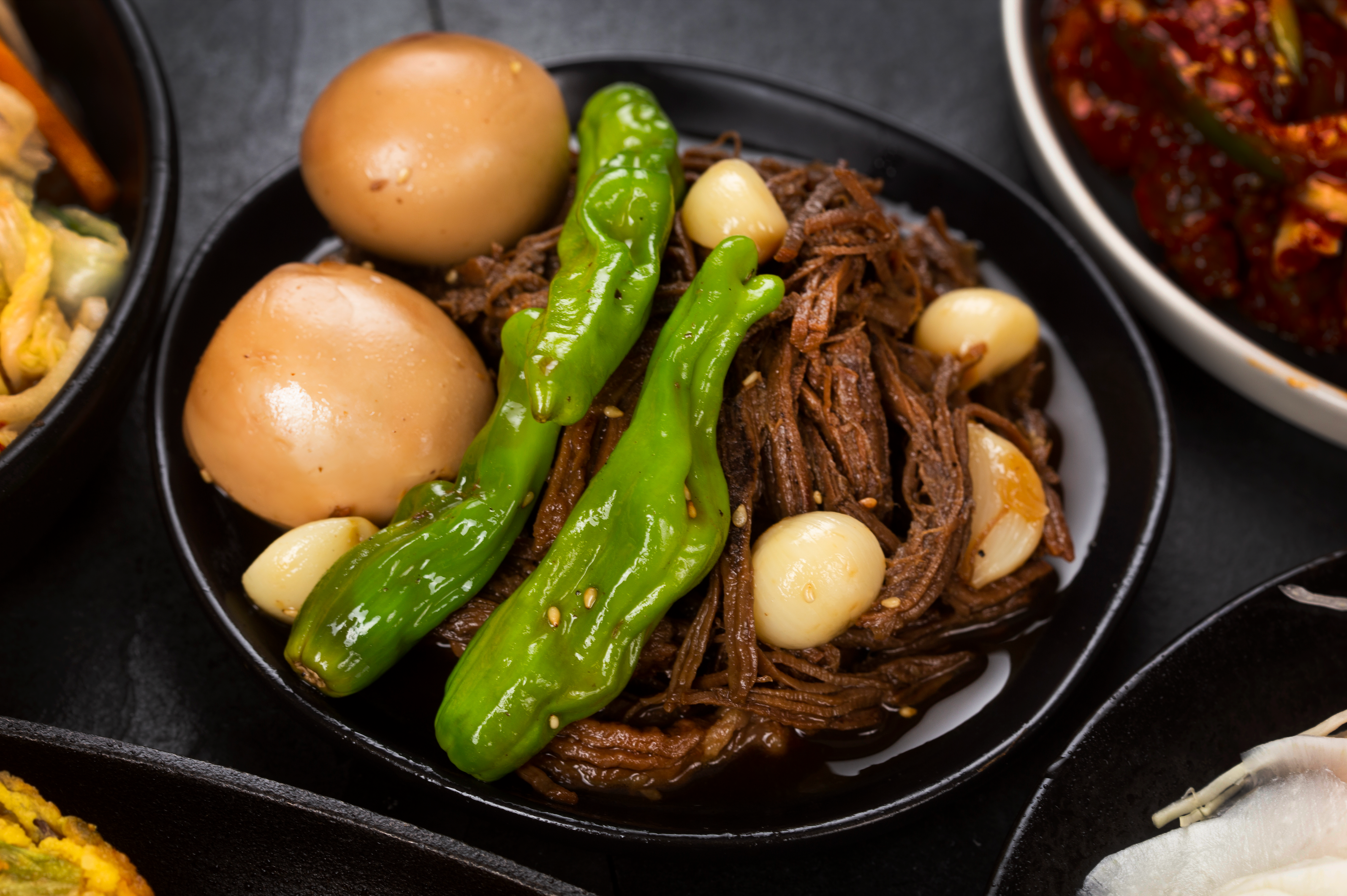 소고기 알 장조림 Braised Soy Beef & Whole Eggs (Jangjorim)