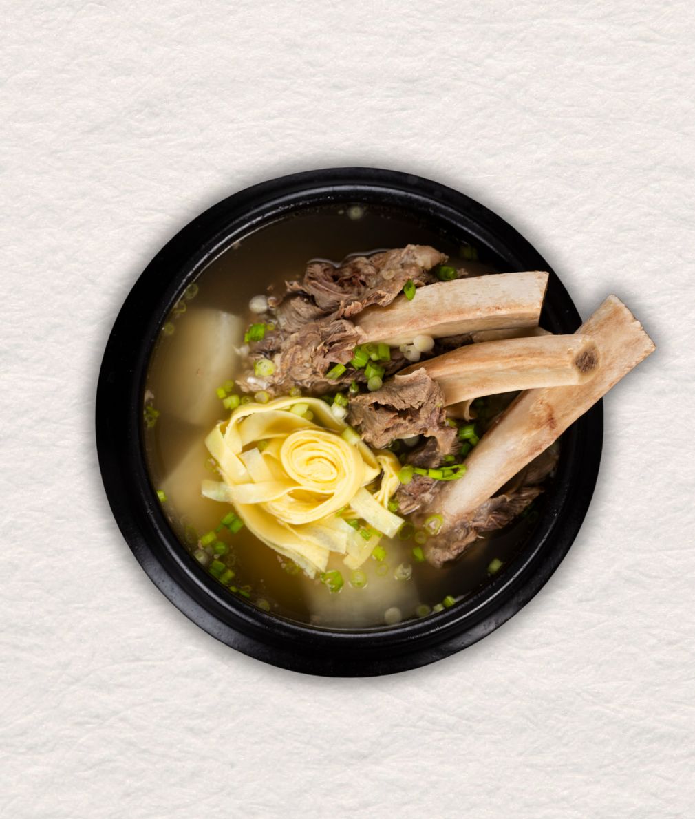 Wang Galbi Tang (King Beef Short Rib Soup) 왕갈비탕 - Kmeals